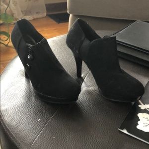 Black heeled booties